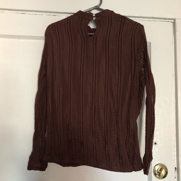 Long Sleeve Lace Blouse - Picture 5 of 7